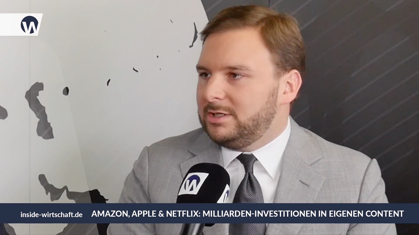 Tobias Jaeger answering a question on Inside Wirtschaft